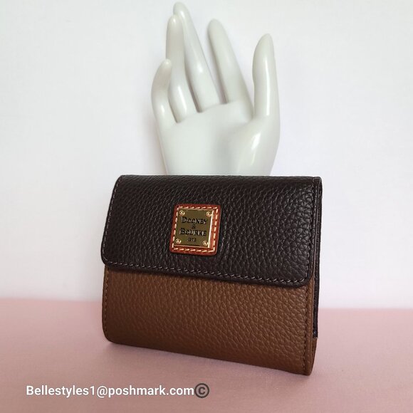 DOONEY & BOURKE Colorblock Small Flap Pebbled Leather Credit Card Bifold Wallet - Picture 4 of 16